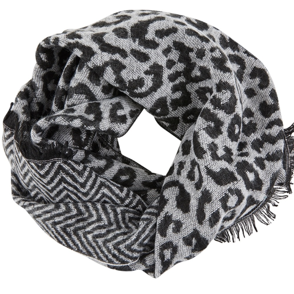 Fabfitfun Scarf! Lulla Collection by Bindya Scarf.